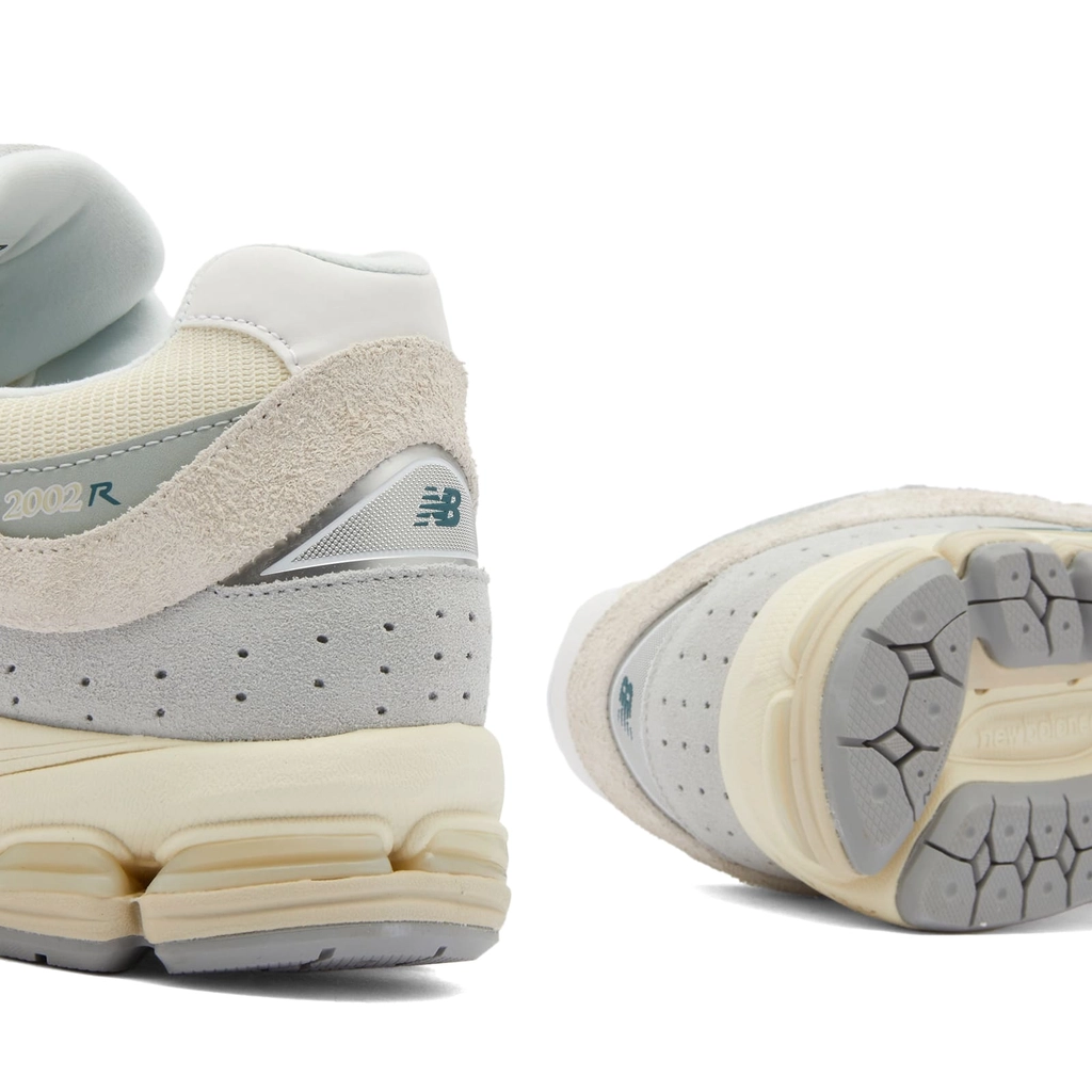 New Balance M2002REK Linen